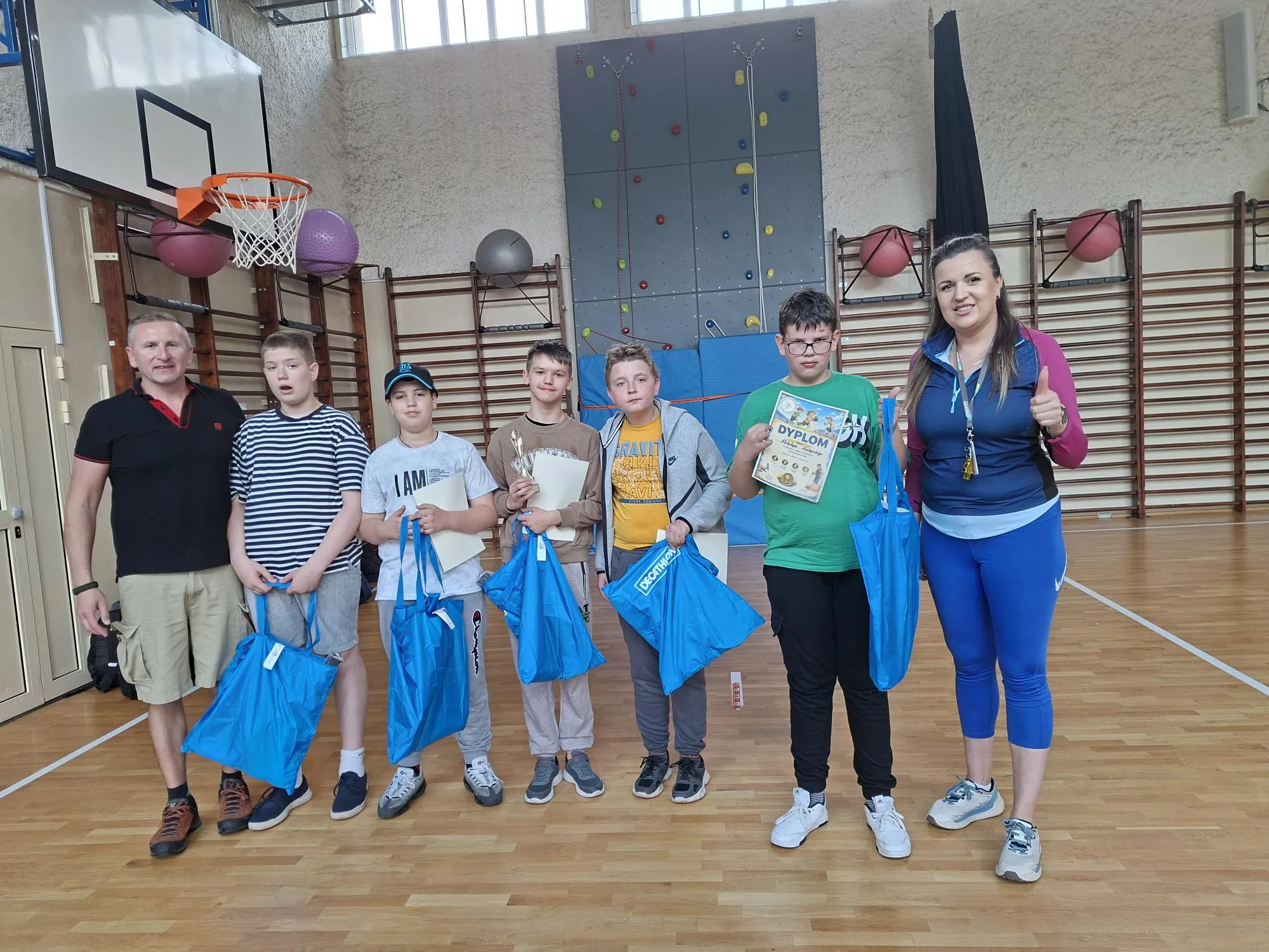Zawody lekkoatletyczne ,, Ruch to zabawa". 