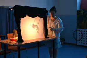 W Krainie Cieni – Warsztaty Teatralne dla Każdego