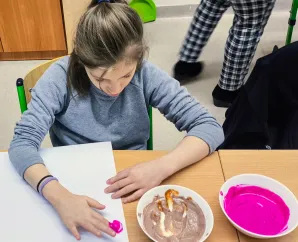 Kolejne piątki z eksperymentami w klasie 1a