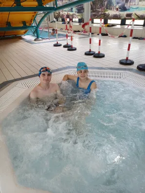 Warsztaty pływackie na pływalni Warszawianka