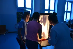 W Krainie Cieni – Warsztaty Teatralne dla Każdego