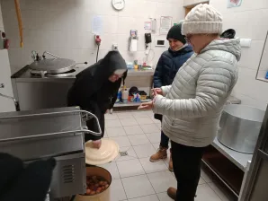 Zbiórka ciepłych rzeczy.