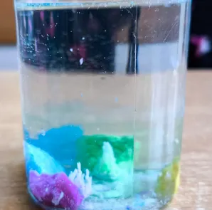 Kolejne piątki z eksperymentami w klasie 1a