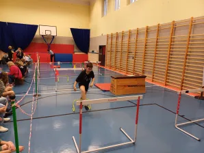 Zawody dla klas 1-3 "W zdrowym ciele zdrowy duch"