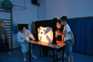 W Krainie Cieni – Warsztaty Teatralne dla Każdego