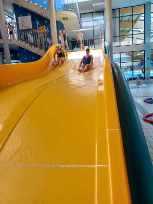 Warsztaty pływackie na pływalni Warszawianka