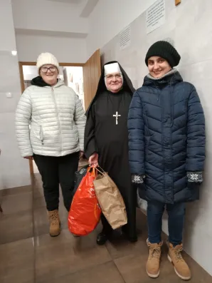 Zbiórka ciepłych rzeczy.