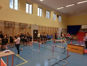 Zawody dla klas 1-3 "W zdrowym ciele zdrowy duch"