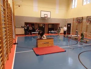 Zawody dla klas 1-3 "W zdrowym ciele zdrowy duch"