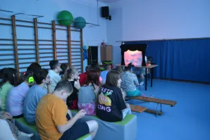 W Krainie Cieni – Warsztaty Teatralne dla Każdego