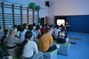 W Krainie Cieni – Warsztaty Teatralne dla Każdego