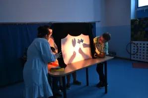 W Krainie Cieni – Warsztaty Teatralne dla Każdego