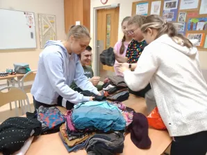 Zbiórka ciepłych rzeczy.