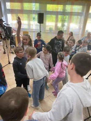 Inauguracja projektu „Zmysłbooki – CzytajMY (wszystkimi zmysłami) razem!”