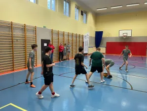 Świąteczny turniej koszykówki