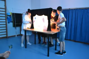 W Krainie Cieni – Warsztaty Teatralne dla Każdego