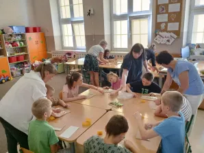 To już jesień - dokąd odlatują bociany?